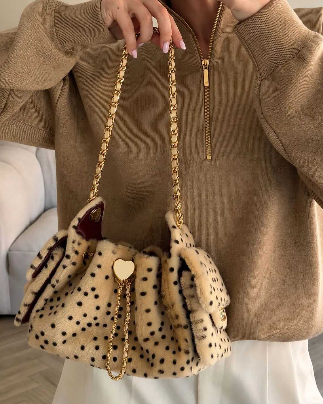 Shoulder Bags Leopard Print Faux Fur Bucket Bag Winter Fashion Fluffy Drawstring Shoulder Chain Crossbody Handbag H261016