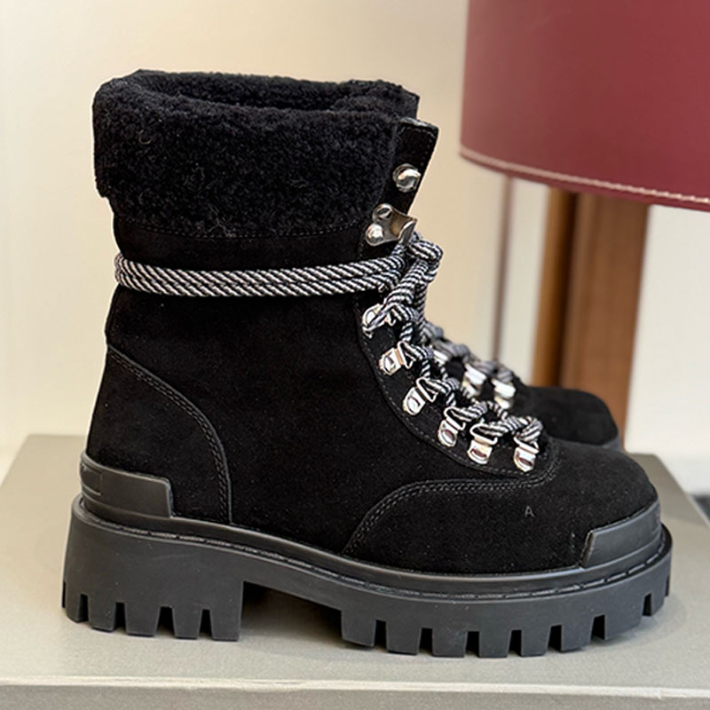 Mens black Noce Combat Strike Winter Boots Silver eyelets Lace up fastening combat boots Thick toothed rubber outsole couple Martin Boots
