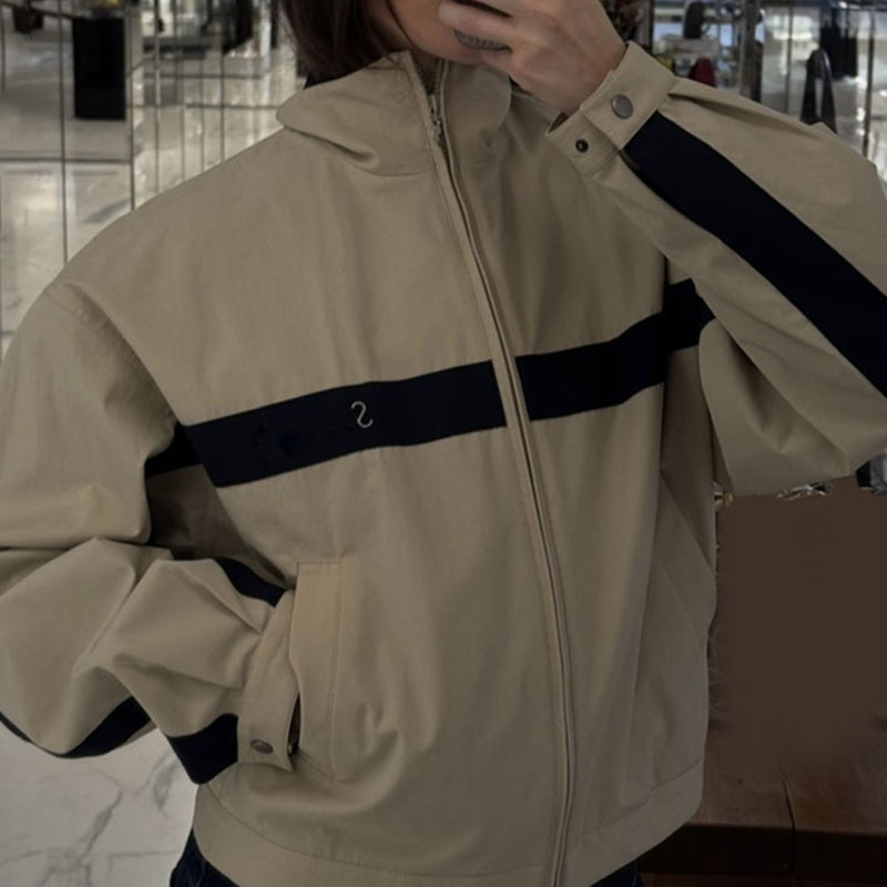 Rétro Femmes Sportif Rayé Coupe-Vent Manteau Designer Brodé Fermeture Éclair Veste Printemps Automne Street Style Vacances Vêtements D'extérieur