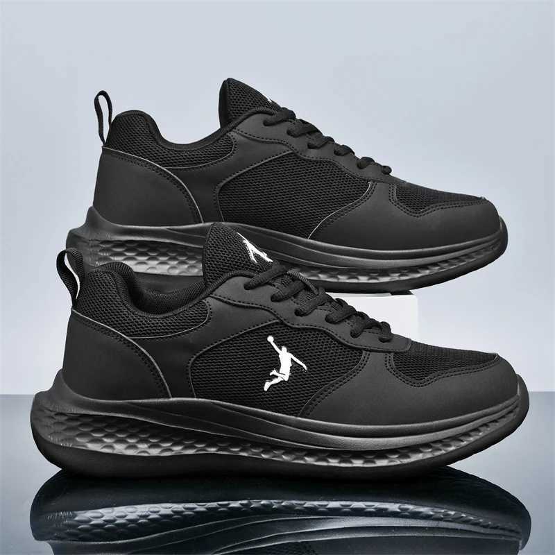 Casual Shoes New men's casual shoes breathable training sneakers summer lightweight mesh men's shoes outdoor wear-resistant hiking shoes 4