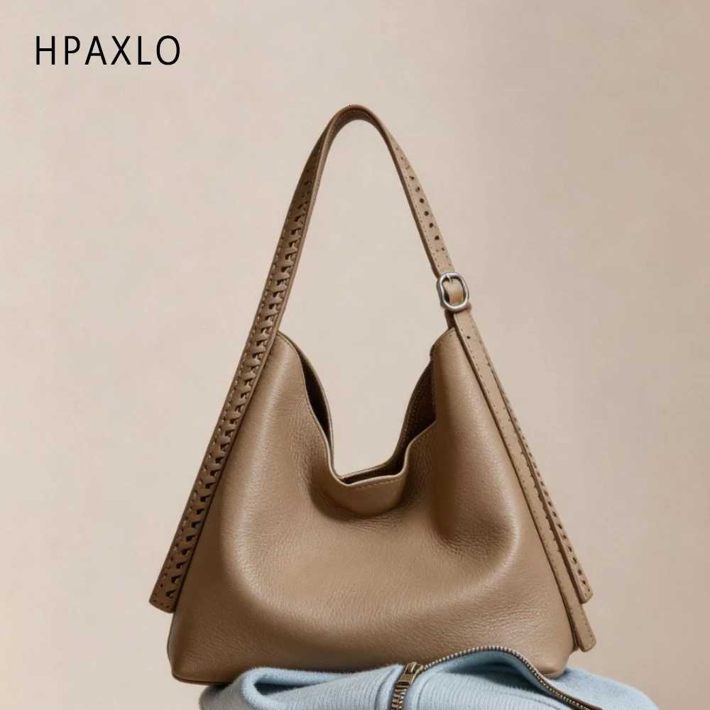 2026 New Genuine Leather Tote Bag Women Large Capacity Shoulder Bag For Commuting Fashion Minimalist Underarm Purse Women's bag X261016