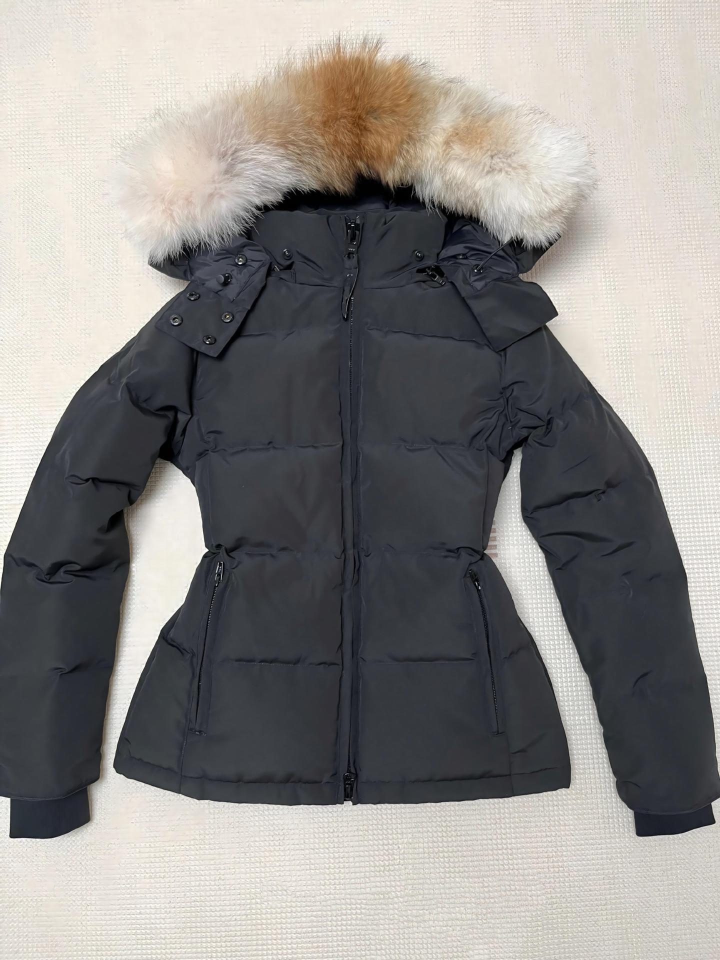 Women Puffer Jackets coats Designer down Jacket Winter Parka Coats Real Wolf Fur Outdoor Wyndham Windbreaker coats womens Outerwear Luxury down jack