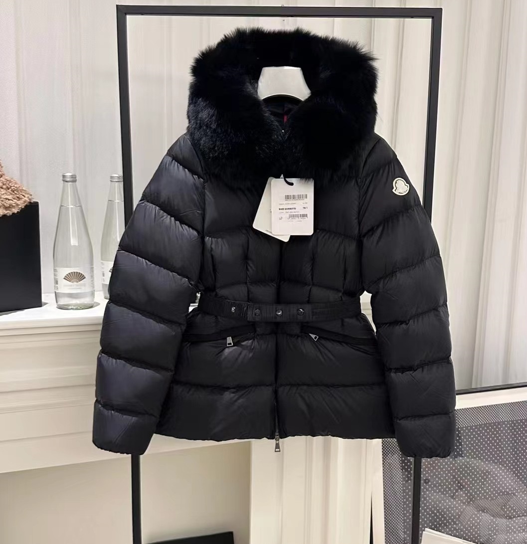 Designer Womans coat women jacket winter boed short down jackets fur coats real raccoon hair collar Puffer jacket women parka with belt lady cotton