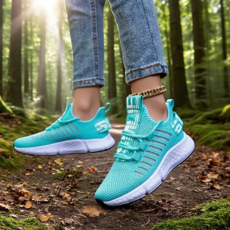Casual Shoes Soft Soled Women's Running Shoes Lightweightogging Sneakers Hot Selling Breathable Anti Slip Fast Drying Fitness Tennis Shoes H261