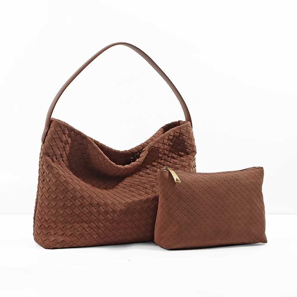 Cross Body Women's Woven Handbag Suede Fashion Shoulder Bag Designer Handbags and Purse 2025 Trend Female Tote bags Bucket Bag H261016