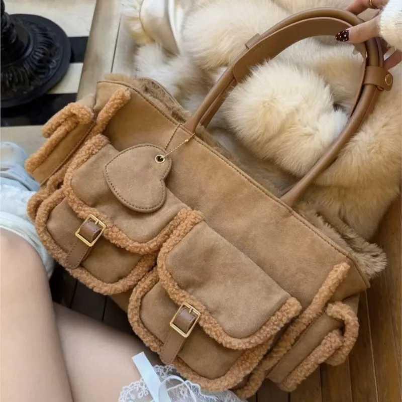 Shoulder Bags Retro Caramel Brown Tote Bag Women Suede Multi Pocket Design Large Capacity Shoulder Bag Ladies Fashion Casual Versatile Handbag X2610