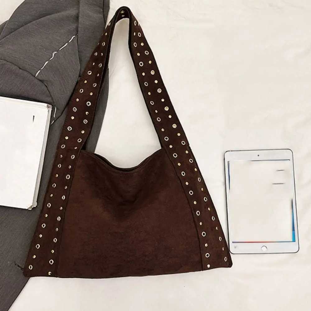 Totes PU Leather Suede Rivet Shoulder Bags Retro American Style Fashion Design Locomotive Style Underarm Bag Korean Style X261016