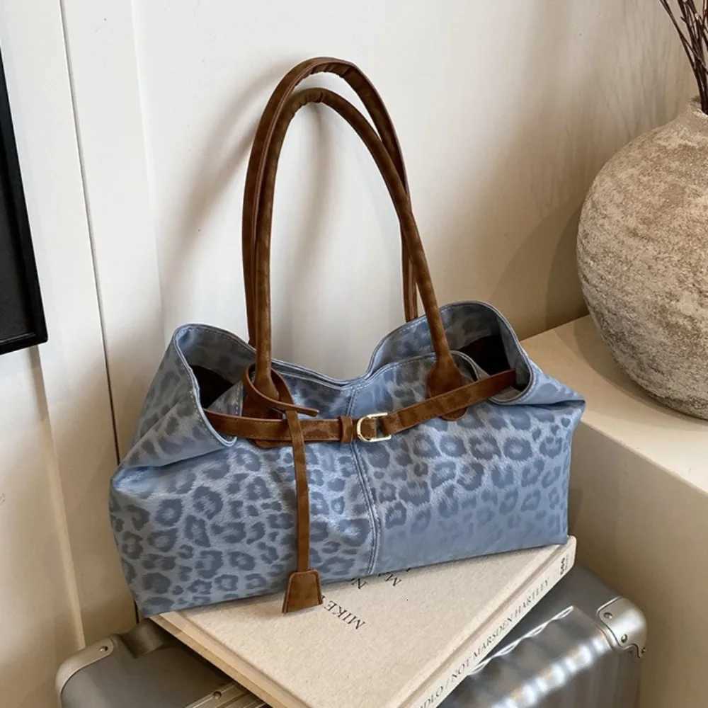Evening Bags Leopard PU Leather Shoulder Bags for Women 2026 Designer Trend Tote Bag Females Short Handle Handbags and Purses H261016