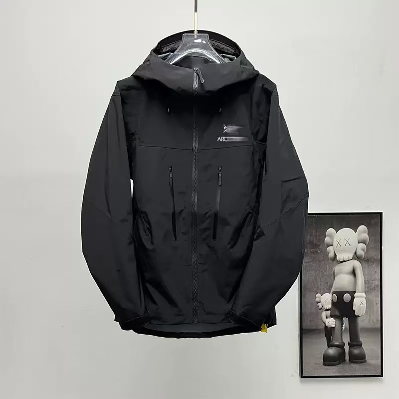 Arcterxylyness Jacket Man 2026 NEW 10A Designer Arcteryxlynessitys Jacket Outdoor Sports Coat Men Women Male Casual Outwear Man Slim Waterproof Spor