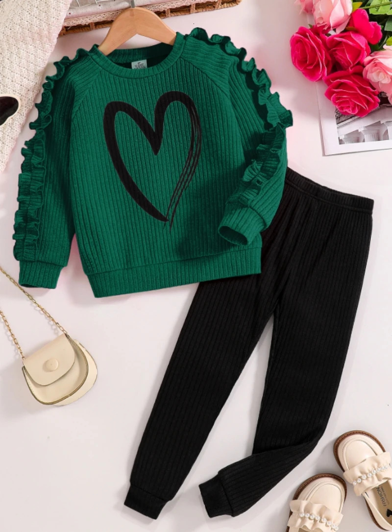 Spring and Autumn children fashion sports set girls sweater casual pants two-piece girls cartoon heart printed clothing 261015