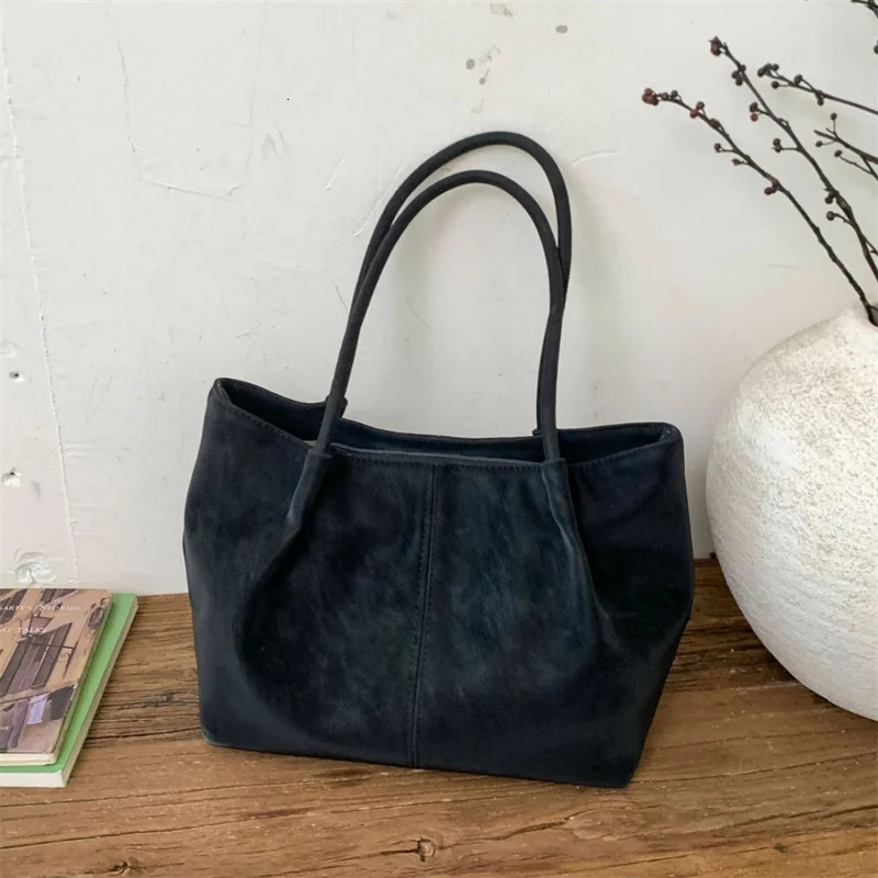 Faux Suede Solid Color High Quality Fashionable Versatile Handbag Women's Product Selling Large Capacity Shoulder Bag 261016