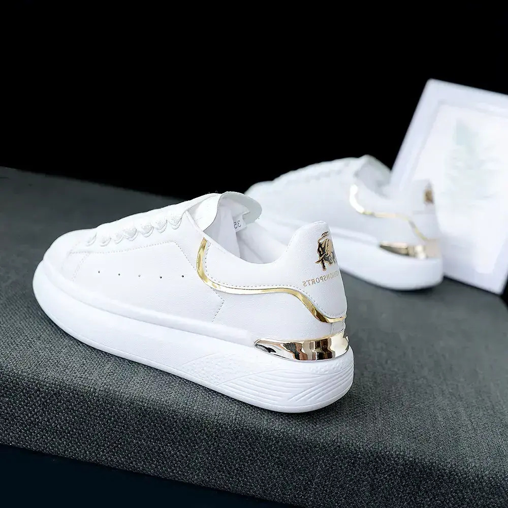 Men Shoes Designer 2026 Summer Women's Holey Breathable White Men's Stylish Trendy Sports Couples' Leisure Thick Soled Footwear e2 r3