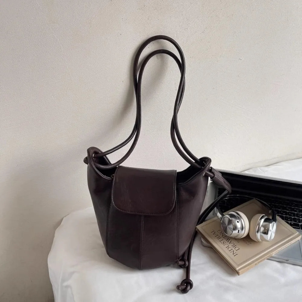 Medium Size PU Bucket Bag Lightweight Functional Large Capacity Shoulder Bag Durable Versatile Crossbody Bag Daily Wear 261016