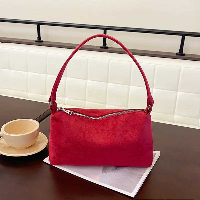 Shoulder Bags Solid Faux Suede Large Capacity Simple Sweet Shoulder Bags Autumn and Winter 2026 Hot Sale Commute Casual Women's Crossbody Bags