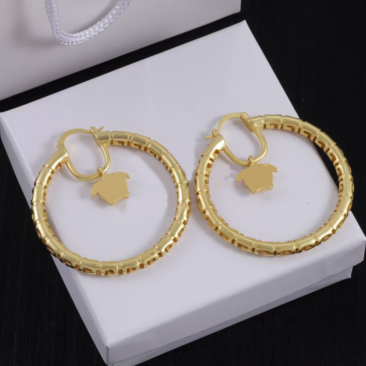 Luxury Designer Gold Hoop Earrings with Charm Pendant Fashion Statement Earrings for Women Daily Party Jewelry