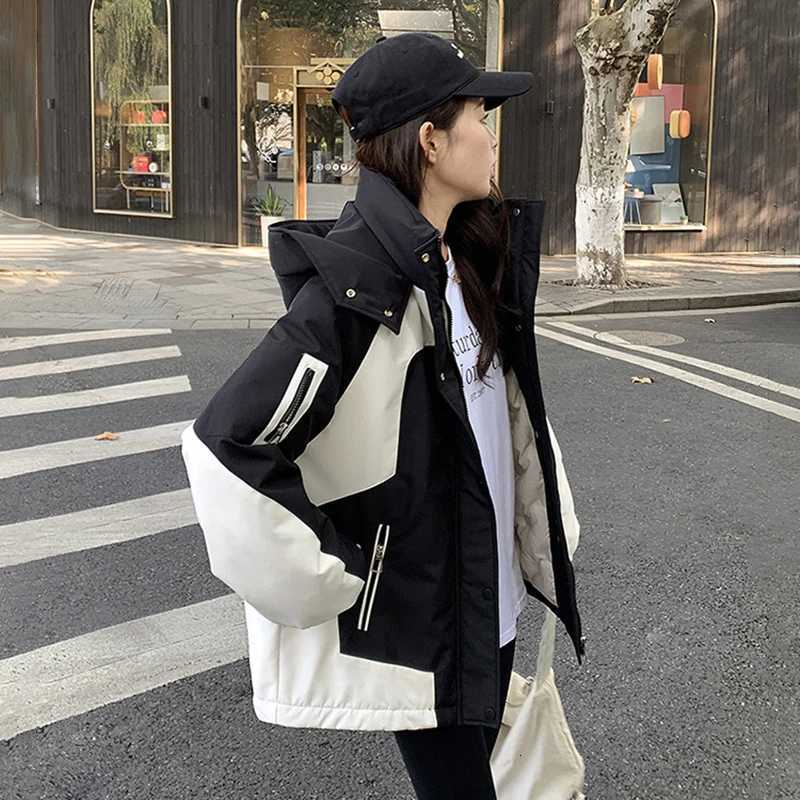 White Men's Jackets Black and Patchwork Hiking Jacket Women Autumn Winter Winderproof Warm Hooded Zip Up Coat Korean Streetwear Couple Jackets