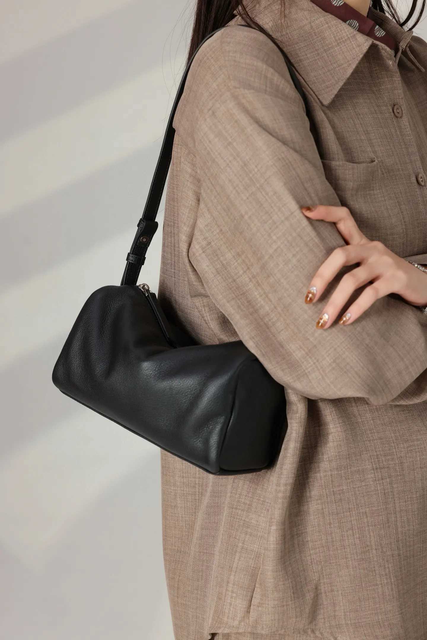 Cross Body Genuine Grade Leather Women's Small Handbag Designer Ladies Shoulder Crossbody Purses Bag Female Underarm Bags 2026 H261016