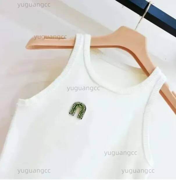 Muiemiu Clothing Women Designer Cropped Tee Shirts Sleeveless High Waist Sexy Slim Tank Tops Miuestshirt T Shirt Elegant Casual Clothes Embroidery M