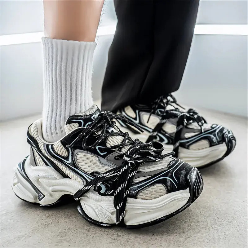sports Men Running Shoes Men's Streetwear Black Chunky Mesh Dad Sneakers With Reflective Details And Layered Sole Daily Outfit Sneakers t5