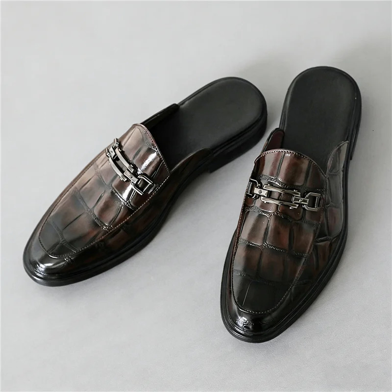 Summer Fashion Men's Brown Half Slippers Metal Button Patent Leather Shoes Male Casual Mules Moccasins Breathable Loafers 261016