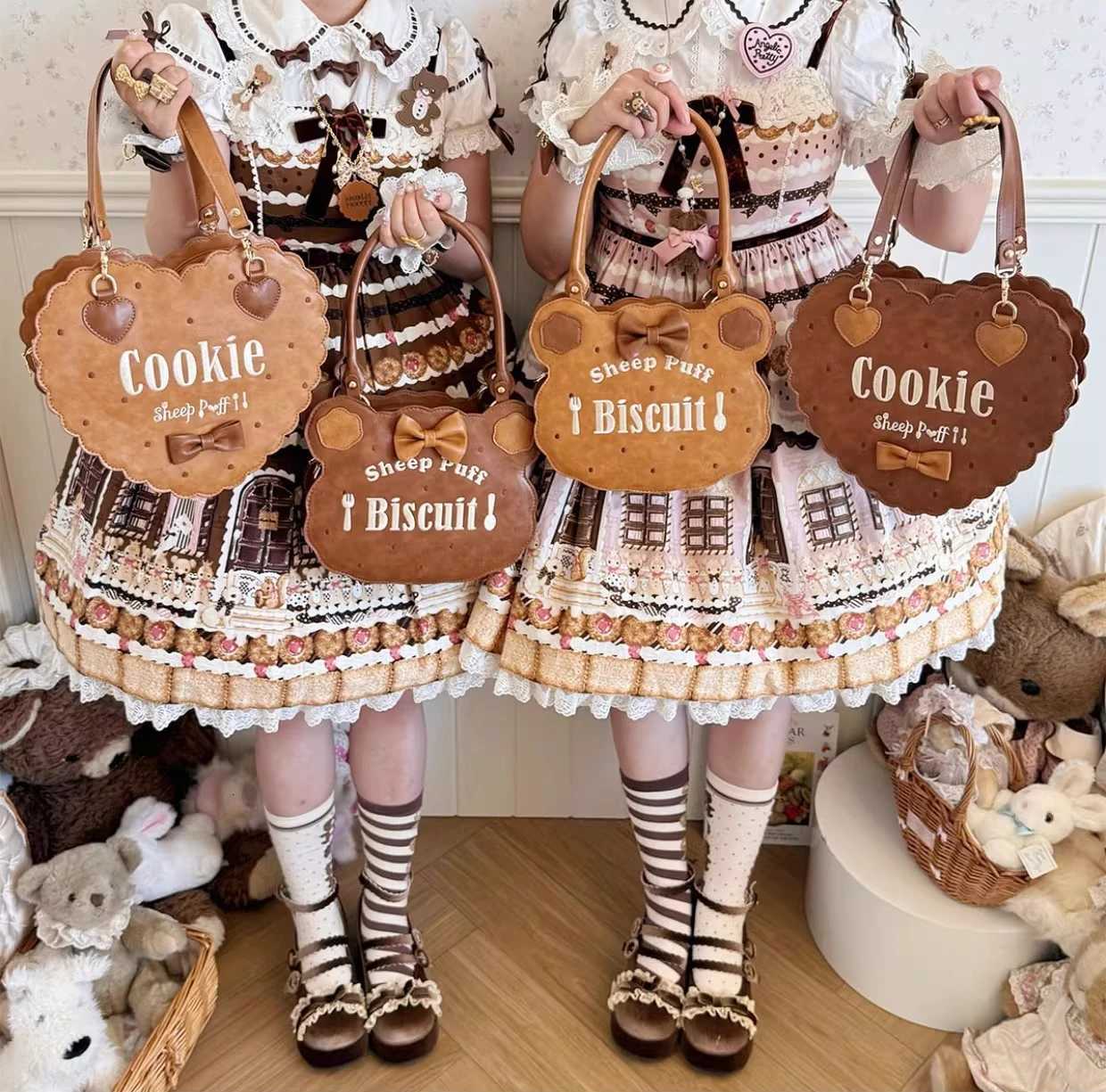 Shoulder Bags Sweet Cute Chocolate Cartoon Bear Cookie Bag Embroidery Love Lolita Cute Oblique Straddle Handbag Female H261016