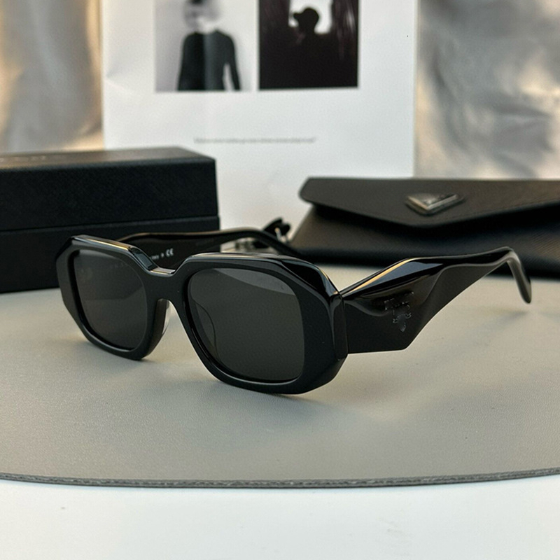 New p European And American Fashion Retro Hot Girl UV Protection Simple Spr17w Sunglasses P Brand High-Quality