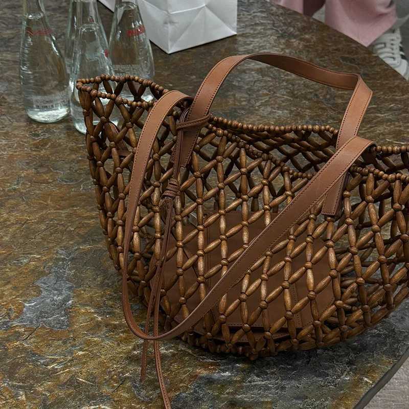 Shoulder Bags Summer Seaside Vacation Beach Women's Wooden Bead Woven Bag 2026 New Fashion Single Strap Shoulder Tote Bags H261016