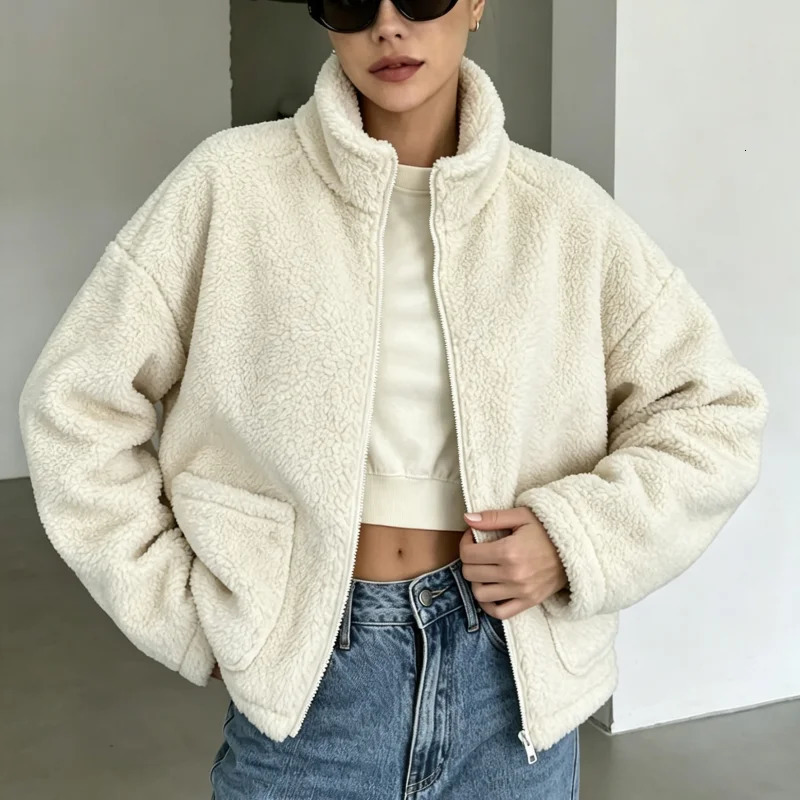 Womens Teddy Sherpa Fleece Jacket Stand Collar Zip Up Coat Dual Side Pockets Oversized Warm Outerwear for Fall Winter Casual 261016