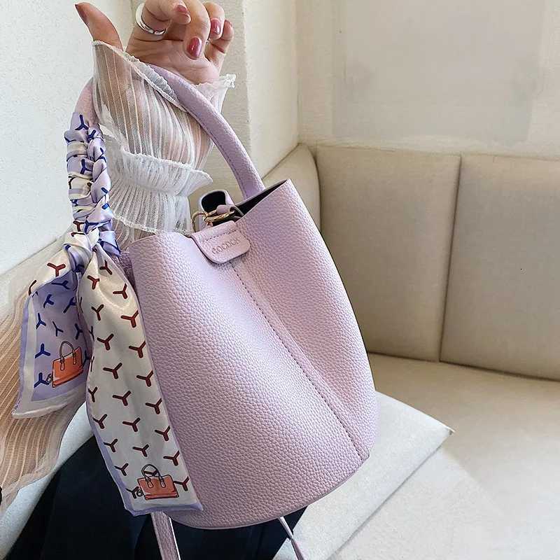 Totes Elegant Bucket Handbag Shoulder Bag with Silk Scarf Fashionable Faux Leather Tote Crossbody Bags for Women's Daily Party Shopp X261016
