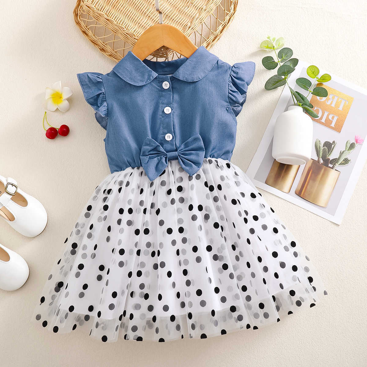 Clothing Girls Flying Sleeve Dress Blue Polka Dot Chion Children's Dress Suitable for 1-6 Year Old Girls Summer Dress S261016DNW5