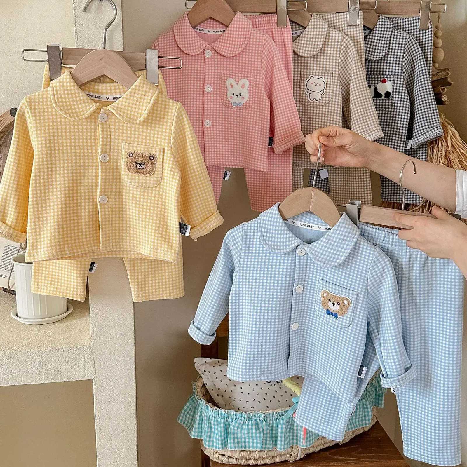 Pajamas Autumn New Children's He Clothes Set Long Sve Plaid Cartoon Spwear Polter Fiber for Boys And Girls Spring AutumnW261019