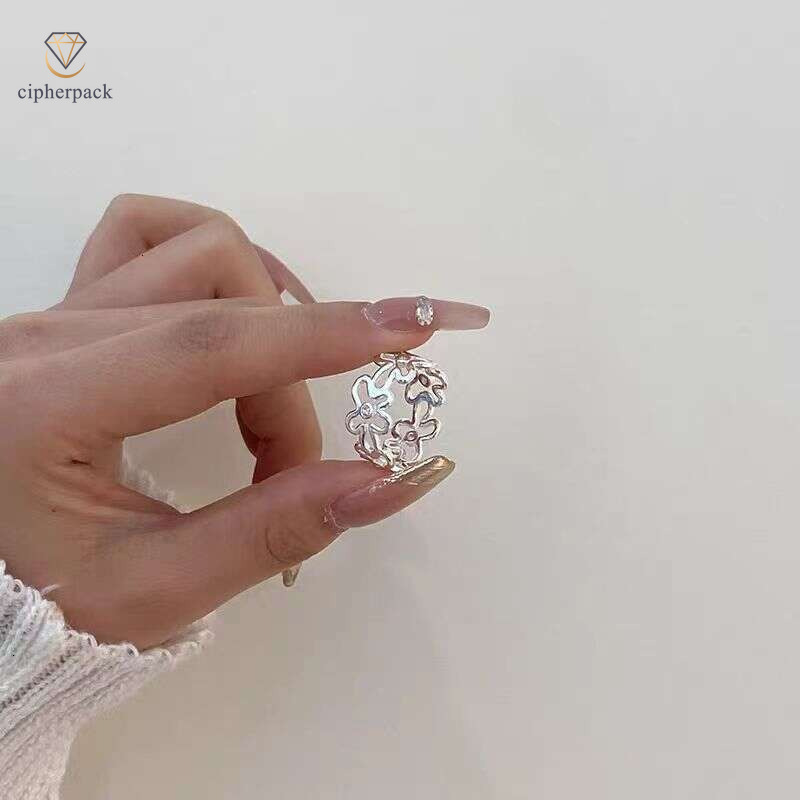 Hollow Flower for Women, Korean Fashion Niche Design, Vintage Index Finger Ring, Unique Simple Trendy New Style Ring