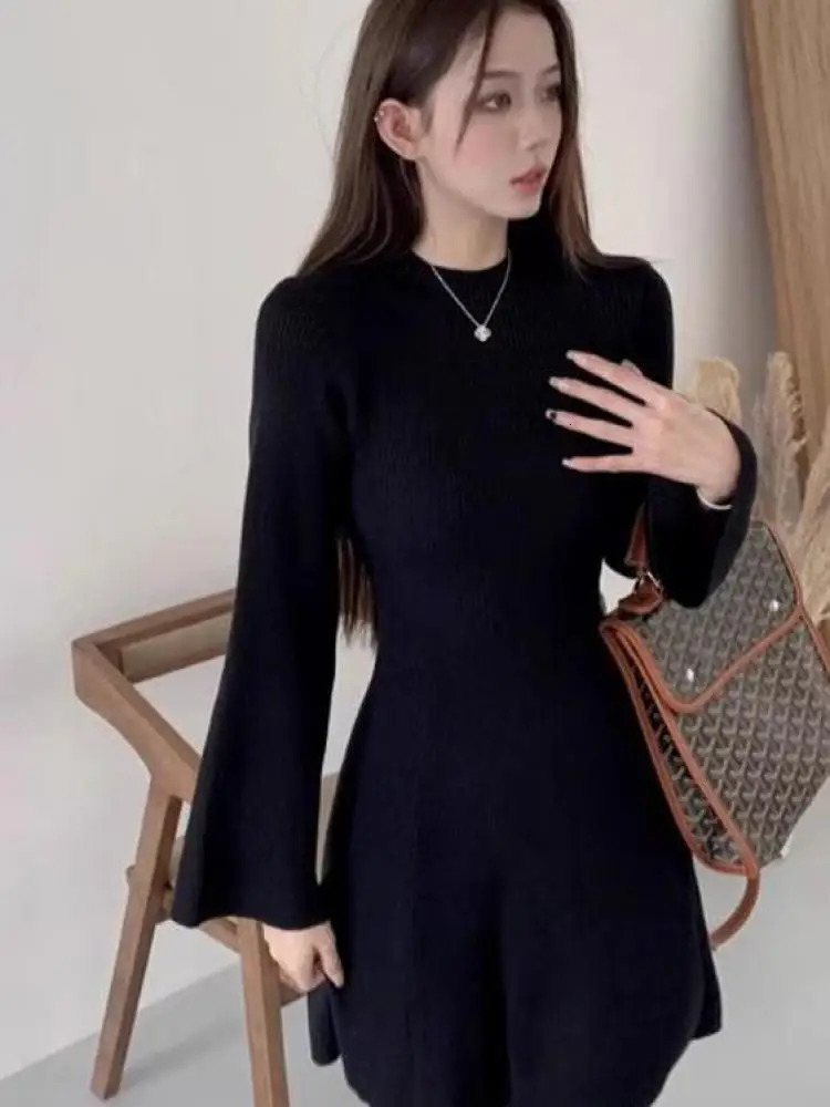 Korean Vintage Black Elegant Knitting Package Hip Short Dress Women's Autumn Winter Gray Slim Long Sleeved Mini Dresses 261015