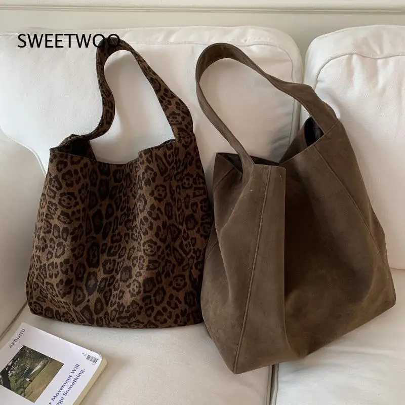 Shoulder Bags 2026 Leopard Print Suede Hobo Bag Large Capacity Casual Underarm Bag Women Lazy Style Daily Commute and Travel Shoulder Purse X261016