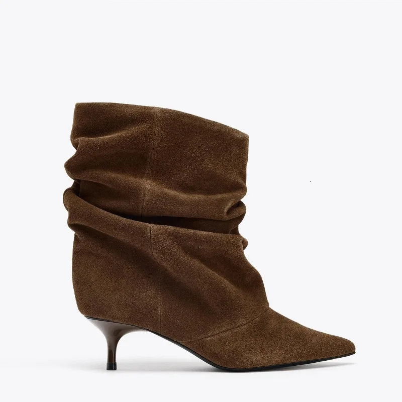 Pointed-toe Suede Ankle Boots in Autumn-winter Collection - Pleated Mid-calf Chunky Boots 261016