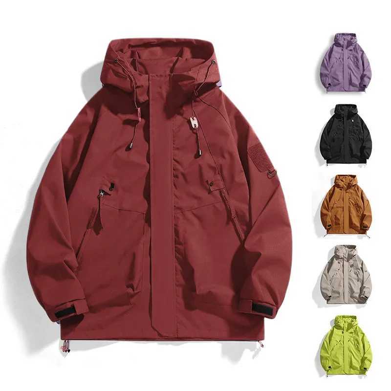 Outdoor Jackets Hoodies CHRLCK Unisex Waterproof Running Autumn Windproof Windbreaker Hiking Cam king Outdoor s Men Women CoatsT261016