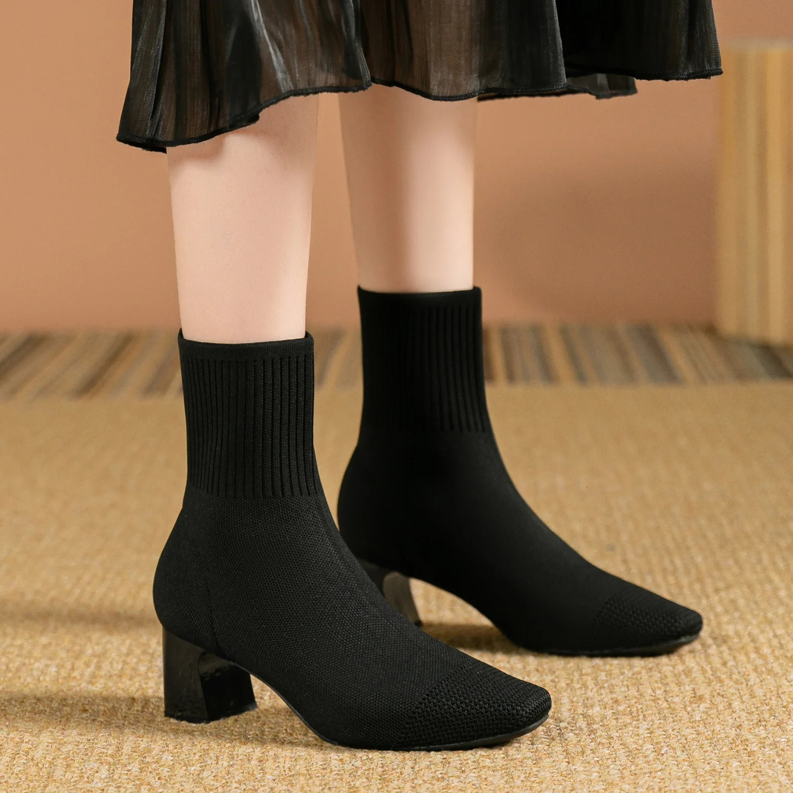 Women's Square Toe Ankle Boots Autumn Winter Fashion Stitching Knitted Elastic Stockings Boots High-heeled Short Boots 261016