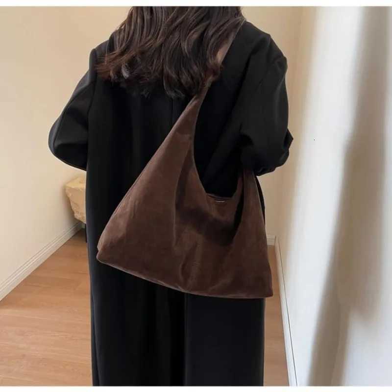 Totes Women Suede Shoulder Bag Large Capacity Hobo Bags Handbag with Zipper Slouchy Bag Commuter Travel Bag Purses and Handbags X2610161