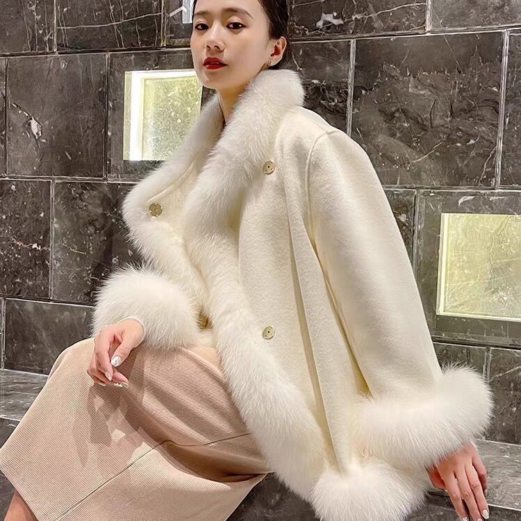 2026 Winter Chinese Socialite Style Fox Fur Mid-Length Coat Women Woolen Cape Thickened Overcoat Honglu