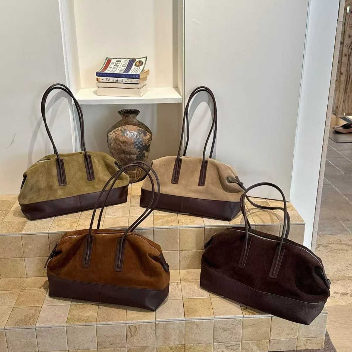 Simple color-block design old-money style 2026 new collection matte leather bowling bag relaxed and spacious large-capacity cowhide shoulder tote Q2