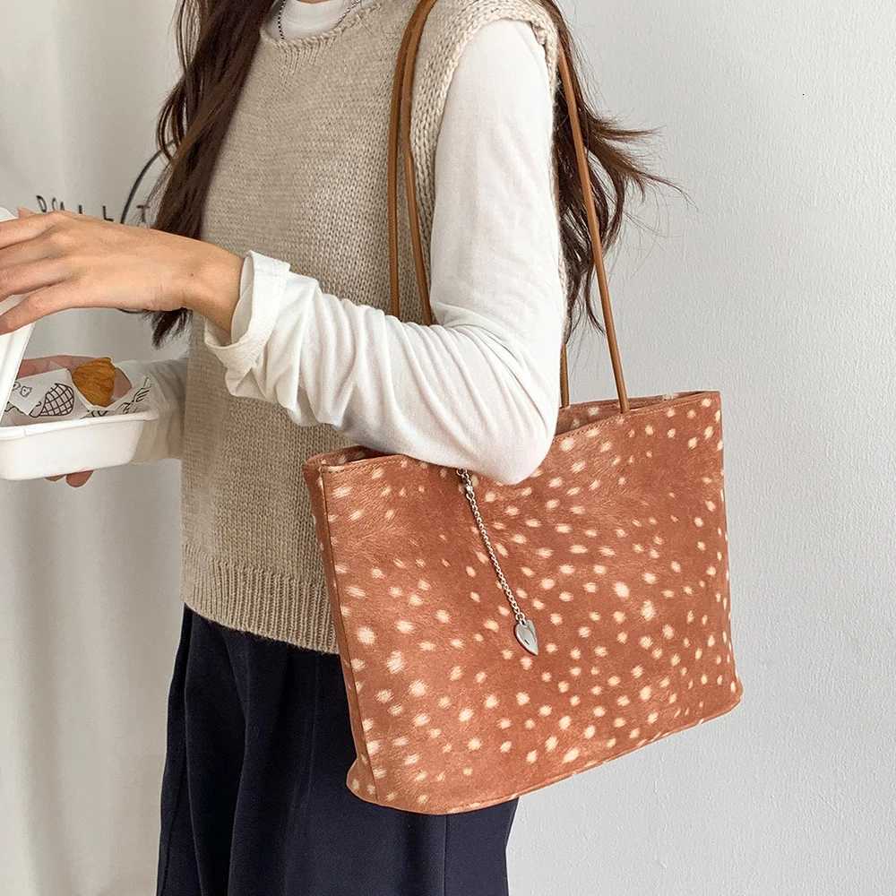 Shoulder Bags Fashion Deer Pattern Tote Bags for Women Shoulder Bag NEW Suede Purses and Handbags Large Capacity Animal Printed Shopping Bag X261016
