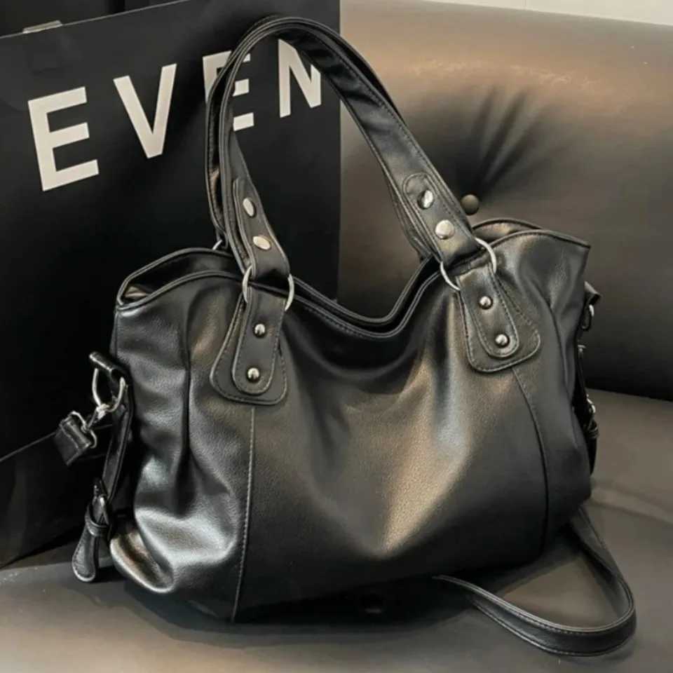 Women's Large Capacity Shoulder Casual Tote Bag Laptop Roomy Handbag Soft Leather Crossbody Business Black Big Bag A4 Sac A Main X261016