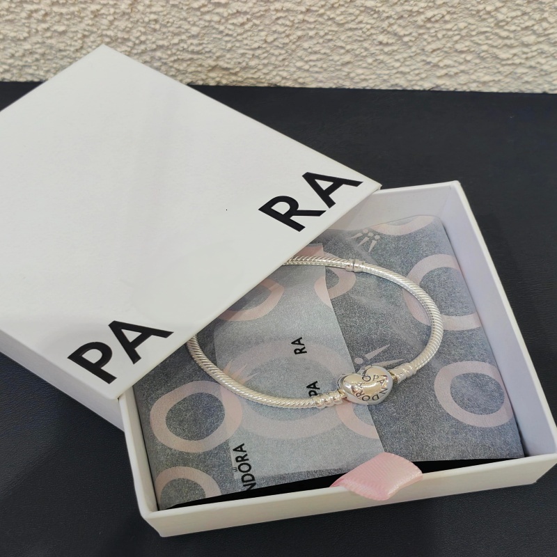 Hat pandoracharmlyness Bracelet Designer pamdora bracelet New Gold Plated Diamond Studded Rose Flower Couple Bracelet Fashion Simple Hot Selling Wom