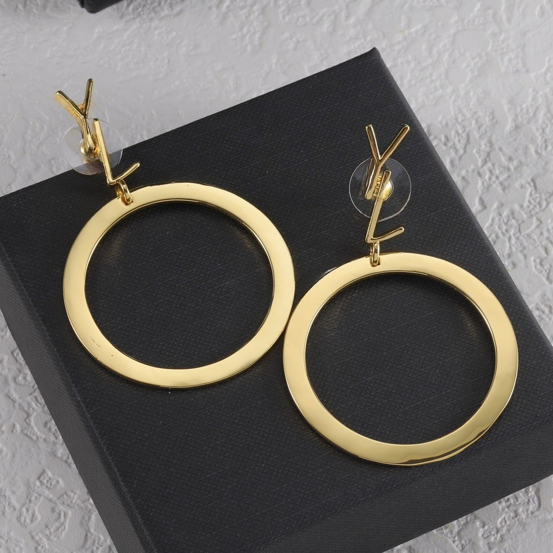 Women Earring Fashion Designer Stud Earrings Hoop Luxury Style Engagement Earring Women Wedding Party Jewelry