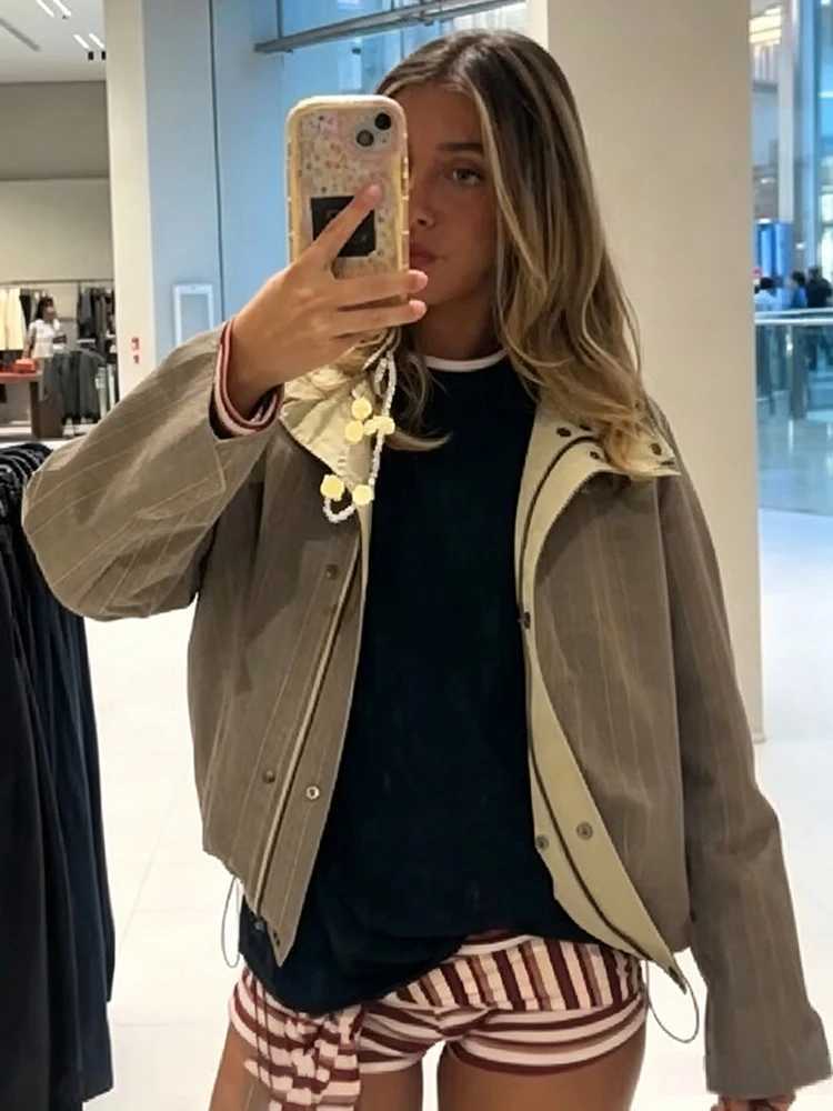 Oversized Men's Jackets Stand Women Collar Short Jacket Zip Up Loose Plaid Solid Two Styles Casual Streetwear Autumn Long Sleeve Outerwear N261