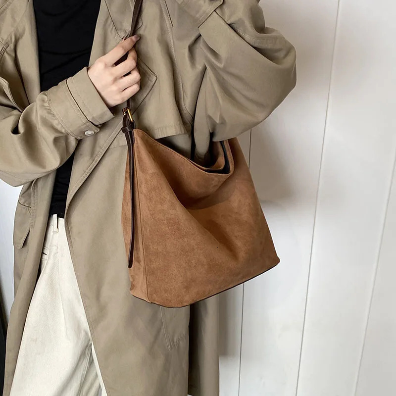 Lazy style suede large capacity bucket bag retro casual tote single shoulder diagonal cross large bag For women 261016
