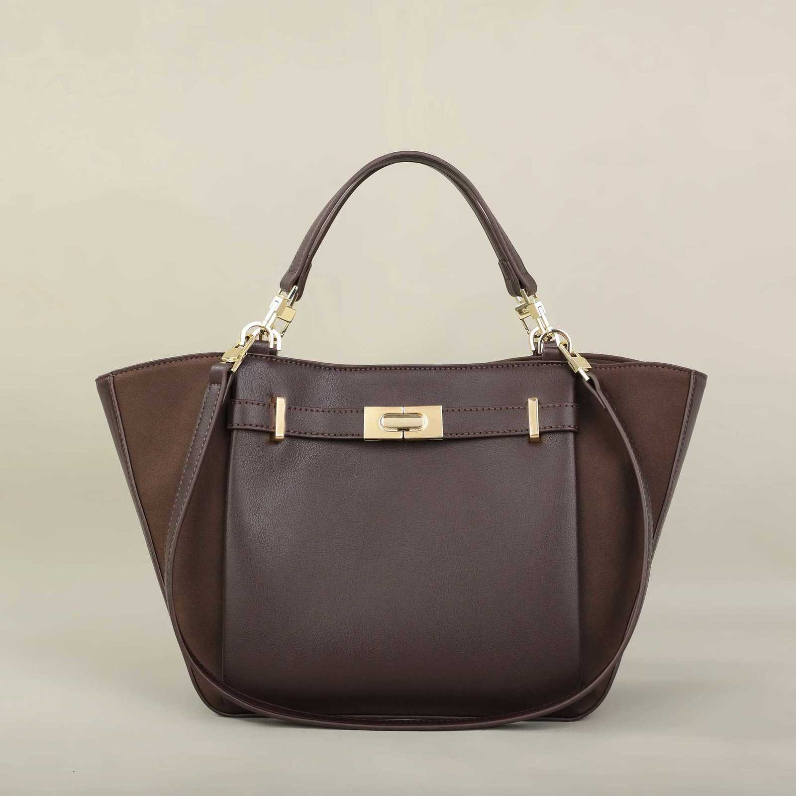 Shoulder Bags PG 2026 New Niche Designer Shoulder Crossbody Armpit Bag Head Layer Cowhide Leather Ladies Fashion Large Capacity Bag H261016