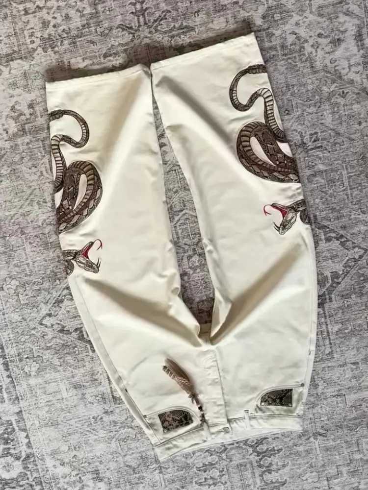 Men's Jeans 1. Men White Denim Jeans 3D Snake Embroidery Snake Skin Patch Pockets Y2K Hip Hop Streetwear Straight Fit Casual Denim PantsT261016