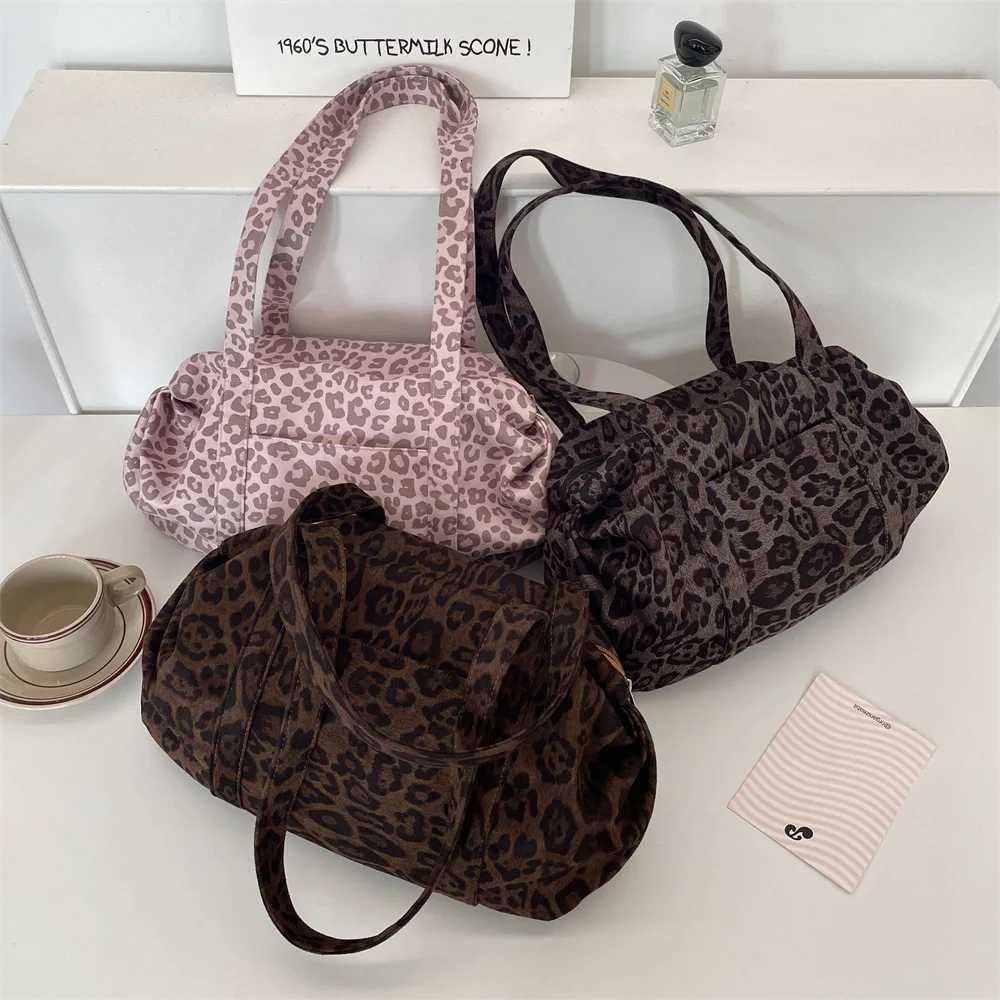 Totes Fashion Leopard Print Tote Bag for Women Large Capacity Mommy Bag Suede Lazy Style Shoulder Handbag Outdoor Daily Bag X261016