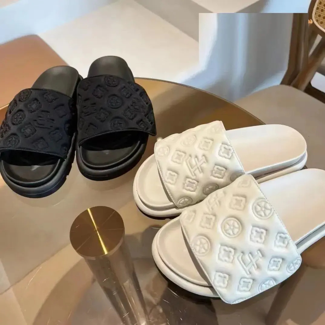 Women Slippers Free Shipping Sandals Slider Slipper For house Womens Slides Slippers Trainers Flip Flops Hot Sandles Women Shoes Size 36 41 High Qua